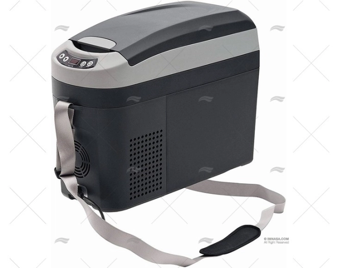 NEVERA  18L TRAVEL BOX ISOTHERM