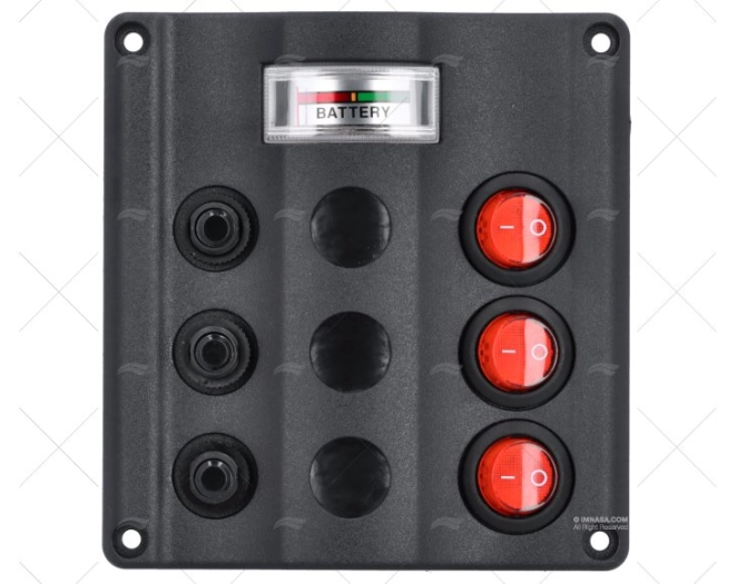 PANEL INTERRUPTORES 3P 12V 107x113 VOLTIMETRO